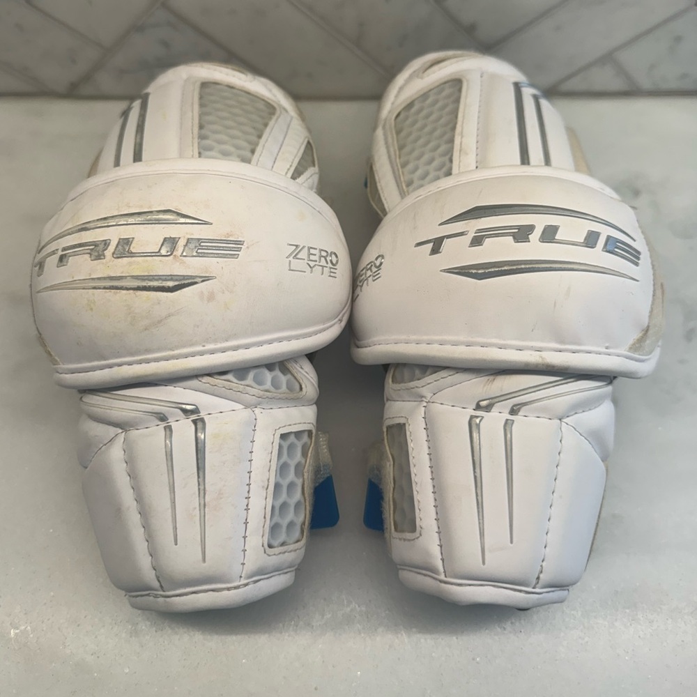 Zero Lyte Men's White and Silver Elbow Pads XS